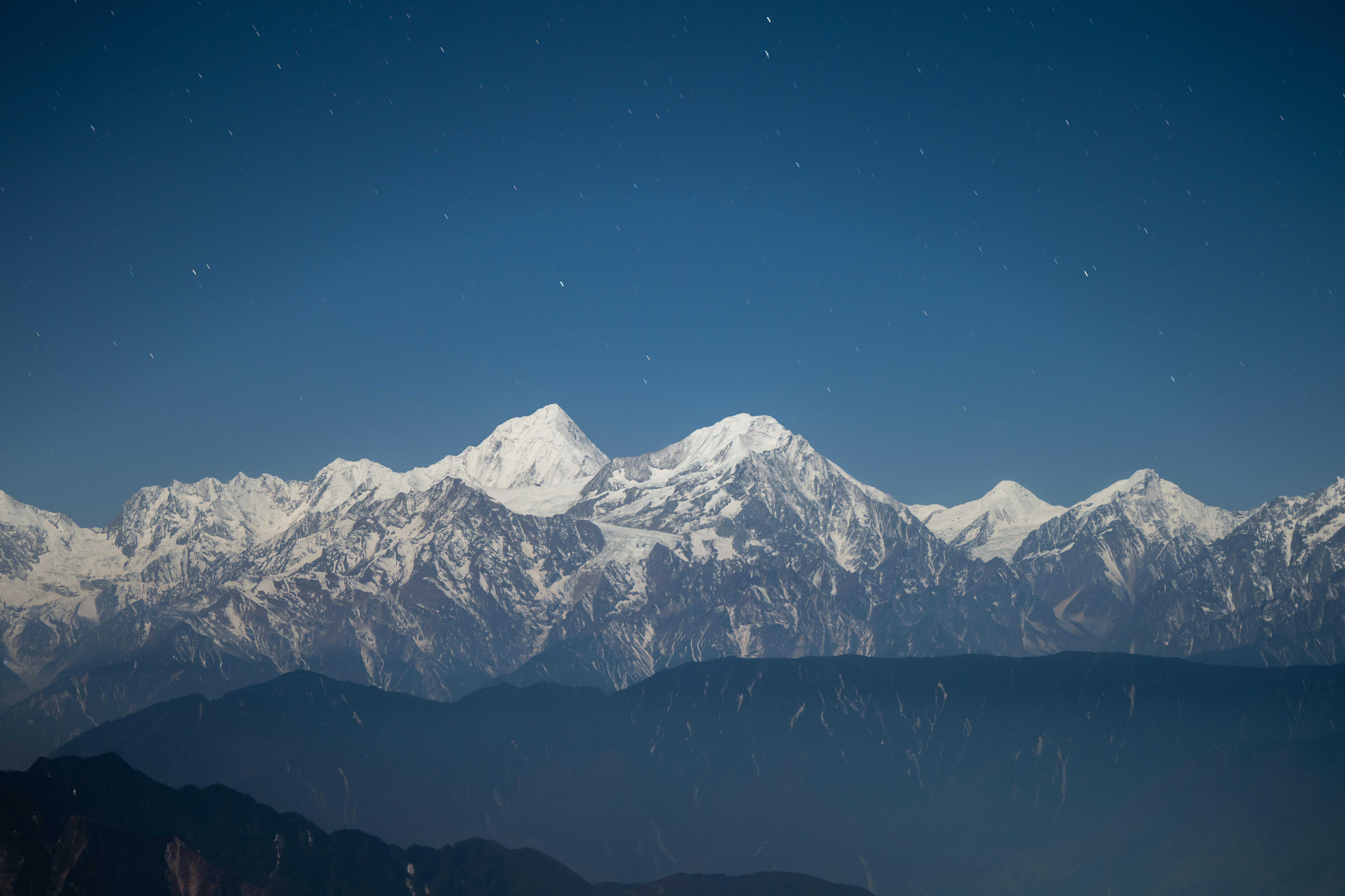 home-banner-background